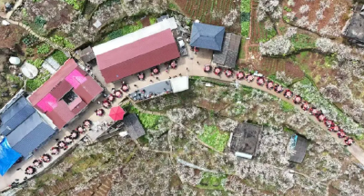 春分日的高潮村：一朵花，两次“绽放”