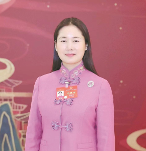履职赴盛会 代表传民声 | 刘锦秀：既要带着泥土芬芳，更要“接好天线”