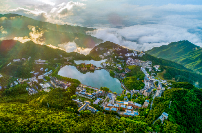 通山：实干“三区” 通向山海