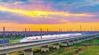 两会“三大通道”上的湖北亮点