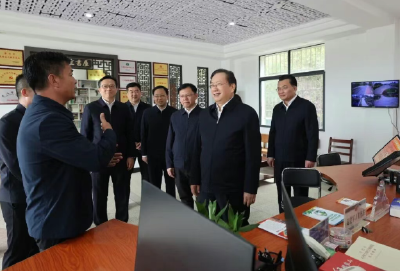 王忠林到学习教育联系点红安县调研 牢固树立和践行正确政绩观 把学习教育成果转化为高质量发展实绩实效