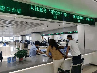 从一次拍桌，到一场政务改革！襄阳这个窗口只说“YES”不说“NO”
