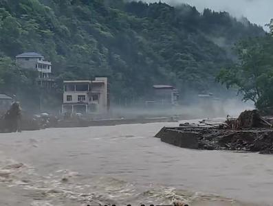 我在白水河村洪水前线手机没有信号的8小时