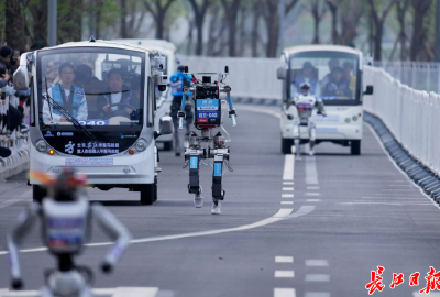 “打造全国数智经济一线城市”加速成势，武汉多模态大模型“能干活”了