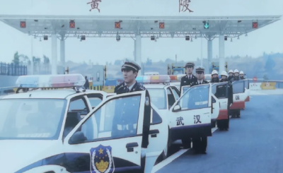 武汉交警何同原，因公牺牲