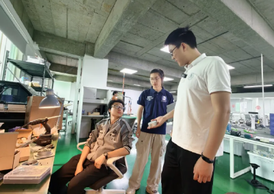 打地铺“一战封神”！千万投资追着来，20岁的他为何让资本如此兴奋？