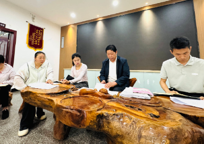 “亿元村”的晨会，为何34年雷打不动