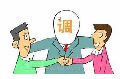楼上种菜楼下遭殃 嘉鱼法官巧调解