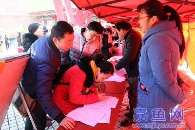 我县举办开发区企业专场招聘会