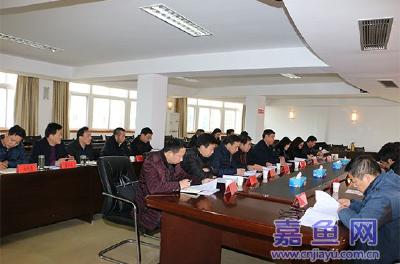 县人大常委会主任会议调研县财政预算工作