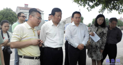 增强发展定力 确保