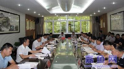 县领导调研全县棚户区改造工作