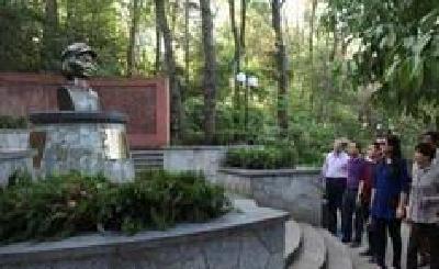 县水务局参观廉政教育基地