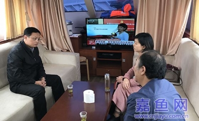 胡春雷调研打击长江非法采砂工作