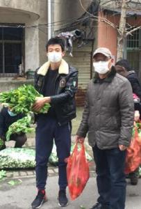 【一线写实】爱心蔬菜暖人心