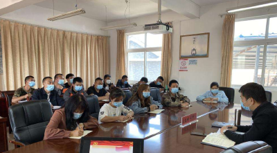 我县举办兽药、饲料生产经营户培训会