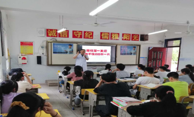 鱼岳社区深入校园开展世界无烟日宣传活动