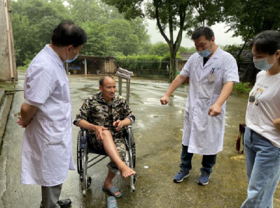 康泰医院温情回访出院病人 将优质服务延伸到家