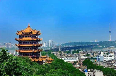做敢担当善担当的“开山斧” 
