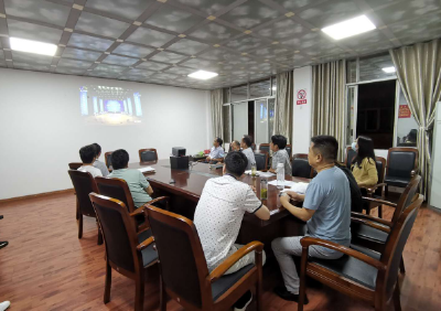 【“六大”活动】县融媒体中心开展“六大”活动专题学习并组织收看咸宁专场电视问政