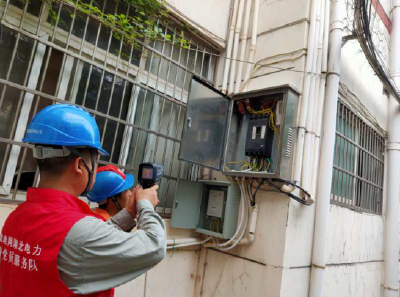 潘家湾供电所：战高温忙检修 保障居民清凉度夏