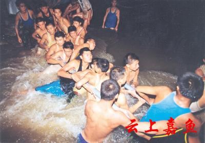 22年的变与不变——今夏抗洪与98抗洪对照思辨 