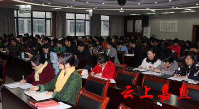 县供销社学习传达全国供销合作总社“七代会”精神
