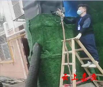县城管执法局开展油烟检测解民忧  
