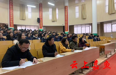 嘉鱼一中举行古典诗歌朗诵大赛