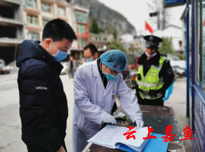 簰洲湾镇卡点值守温情暖人心