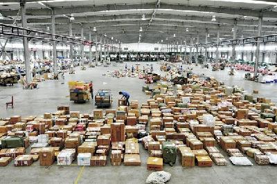 全国快递业务量同比增长超两倍 