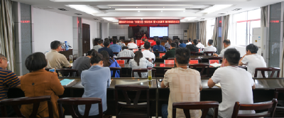 县冬泳协会走进水利局开展公益活动