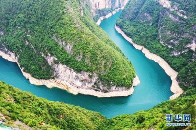 习近平的小康故事丨“让孩子们都生活在良好的生态环境之中”