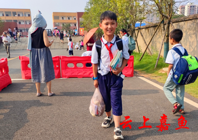 嘉鱼加强未成年人思想道德建设：让“一粒种子”成长为“幸福之花”