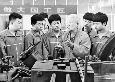 “招聘不限毕业院校”能否带来职教春天