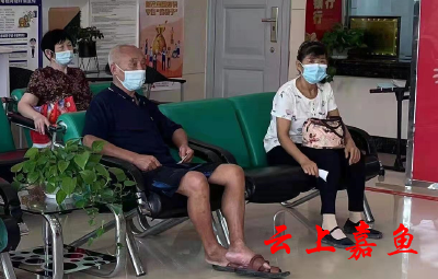 我县公共场所加大防控力度