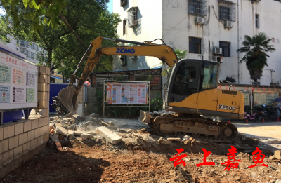 南街社区新建停车位破解停车难题