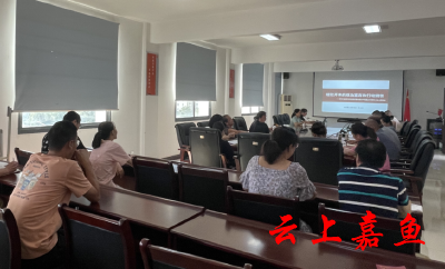 县供销社举办教育宣讲会