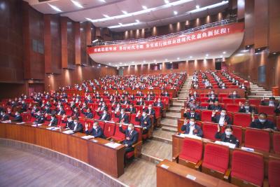 中国共产党嘉鱼县第十五届代表大会第一次会议预备会议召开