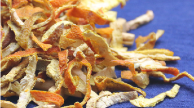 橙皮别扔 加点酒教你DIY健胃糖浆 