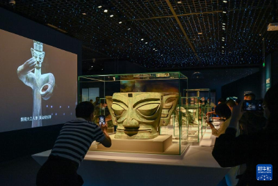 “山高水阔 长流天际——长江流域青铜文明特展”开幕 