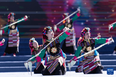 2021雅砻文化旅游节在西藏山南开幕 