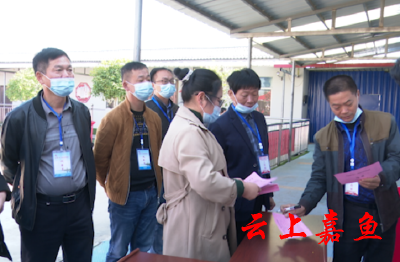 我县镇村（社区）两委换届选举新添观察员
