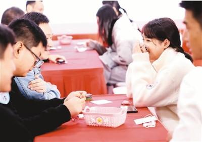 年轻人需要怎样的情感教育？你的看法是……