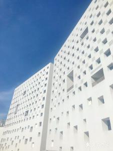 压实超高层建筑决策责任