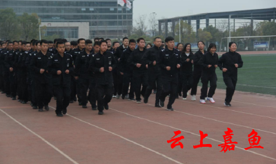 嘉鱼公安开展常态化大练兵 提升实战技能