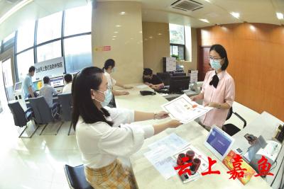 省市场监管局打造五个“最优”擦亮营商环境“金字招牌”