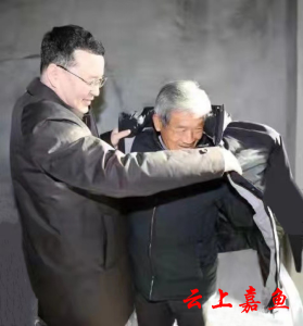 尔肯江·吐拉洪赴十堰走访慰问困难群众 —2022年湖北省“博爱送万家”活动正式启动 