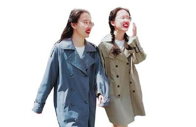 多位“00后”老师走上讲台 他们是杭州“最年轻的老师” 