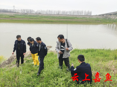 陆溪镇开展长江禁捕退捕联合执法行动